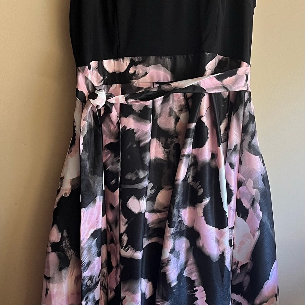 SLNY Black and Pink Midi Dress